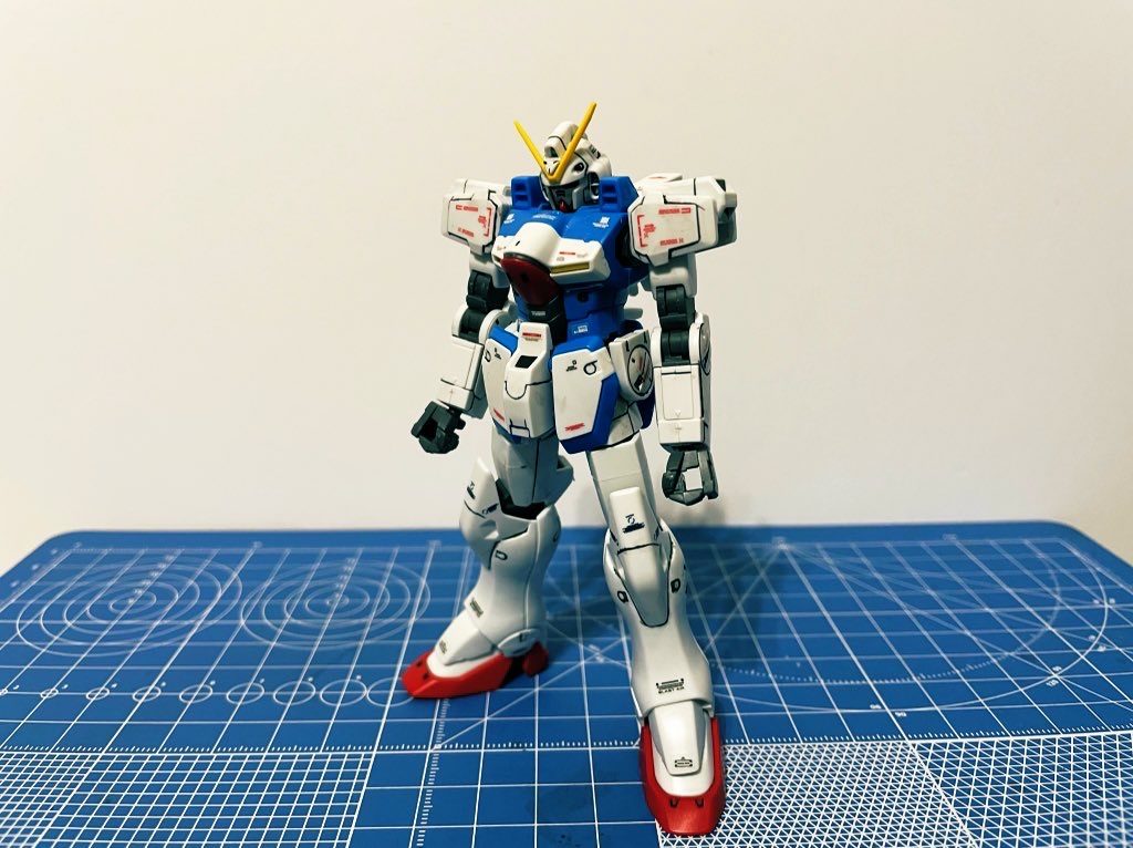 LM312V04 Vガンダム