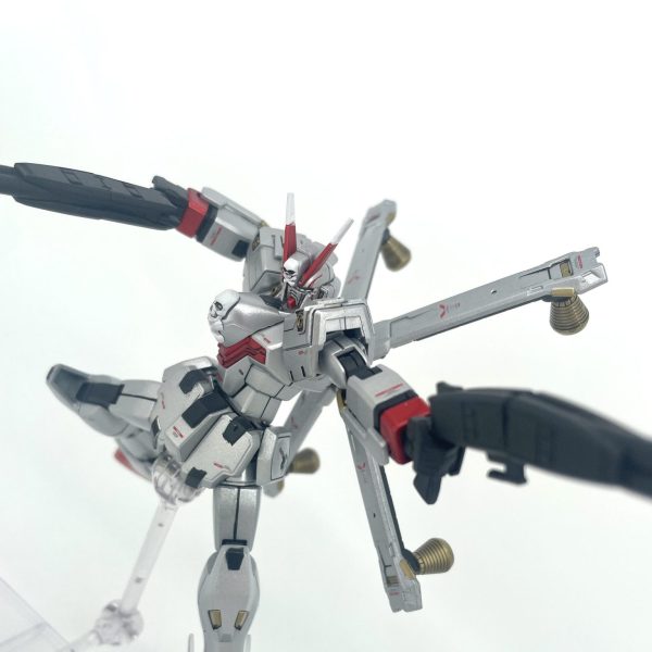 “銀色の幽霊”クロスボーンガンダムX-O