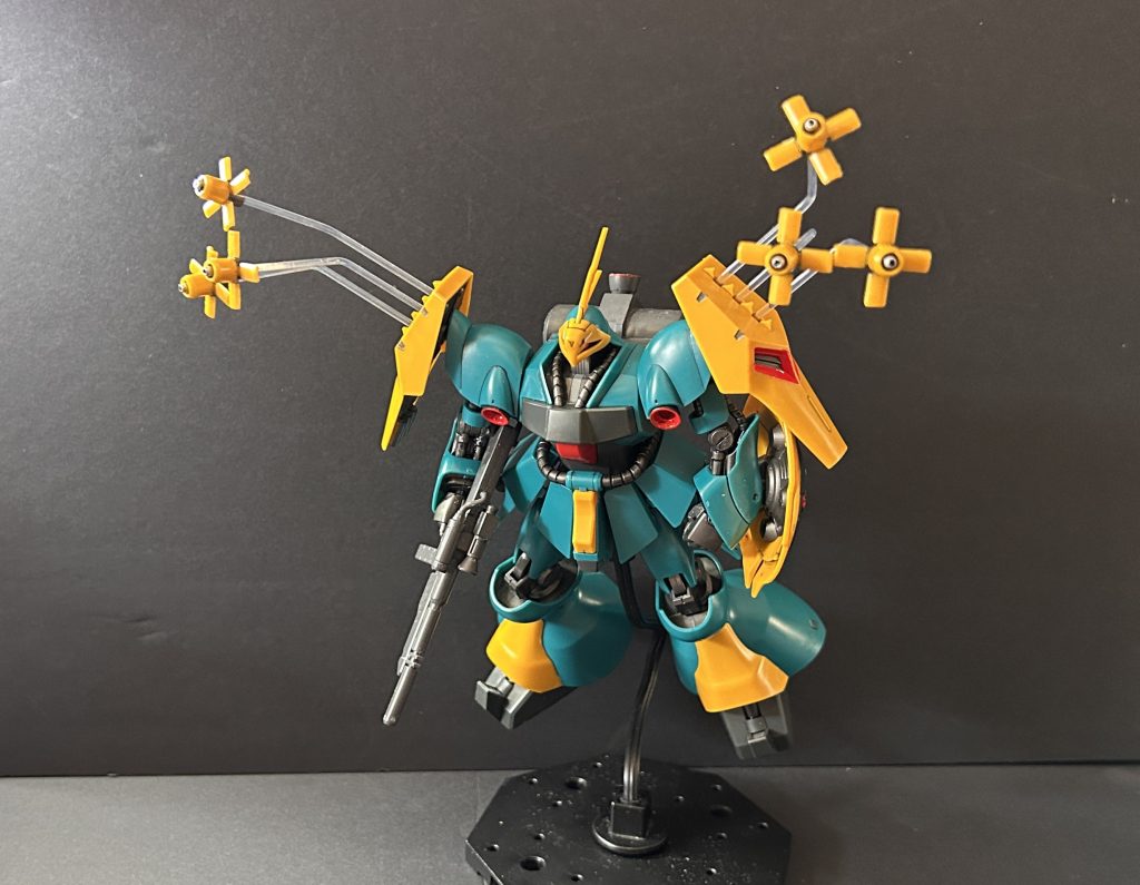 ヤクト・ドーガ(ギュネイ専用機)–2枚目/制作者：ペーぺーモデラー