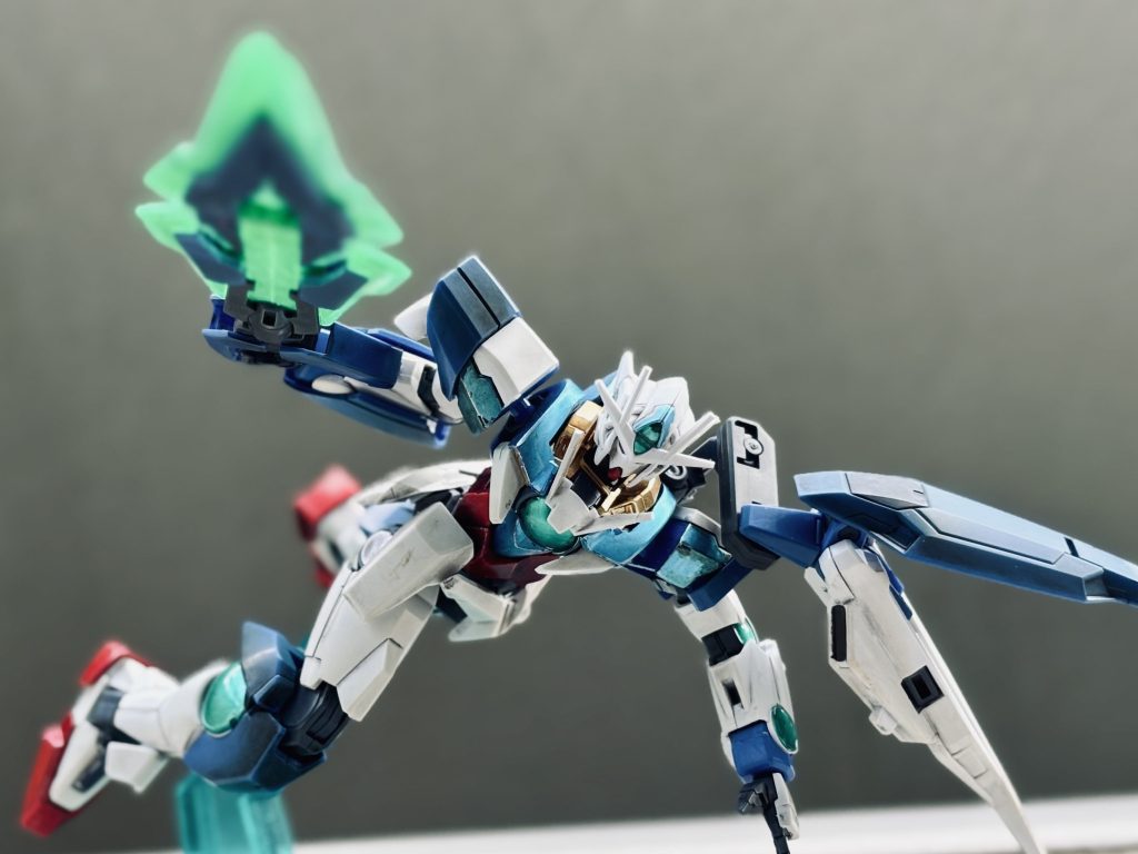 HG 1/144 ダブルオークアンタ–3枚目/制作者：mal__tese