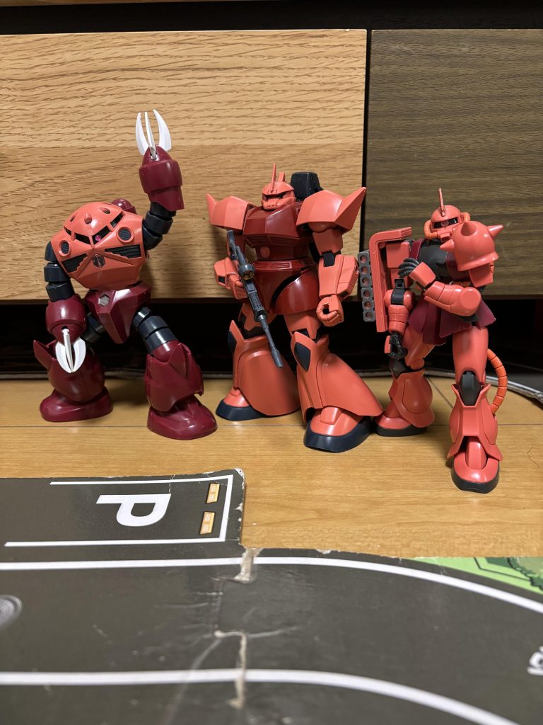 シャアピンクの３体