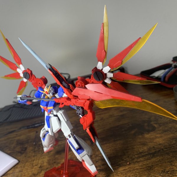 ・HG 1/144 ゼータガンダム・童友社 御模道 ATKガール 四聖獣 朱雀・メガミデバイス 朱羅 弓兵のミキシングです。機体名や設定、カラーリングはまだ未定です。今、変形をオミットするか悩んでいます💦コレが完成したらMk-II（白虎）、ZZ（玄武）、Hi-ν（青龍）、ガンダム（麒麟）を予定してます🙇（3枚目）