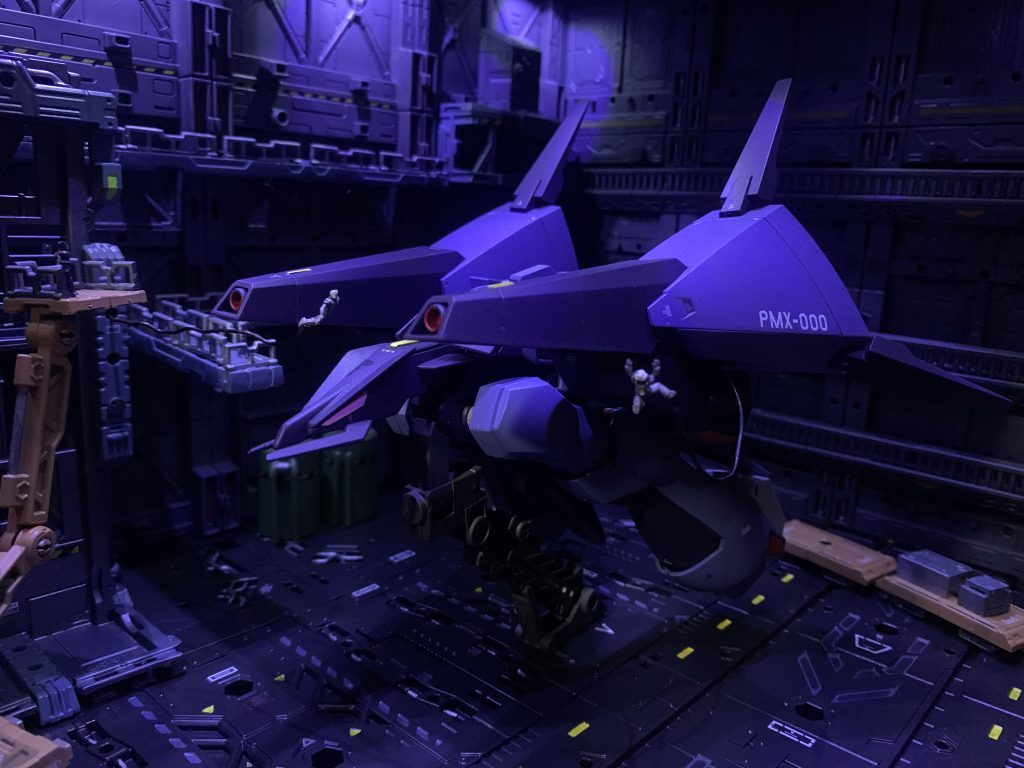 HGメッサーラは過去製作のものです。前回制作のジュピトリスイメージのジオラマをもう少し使いたくて撮りました、、