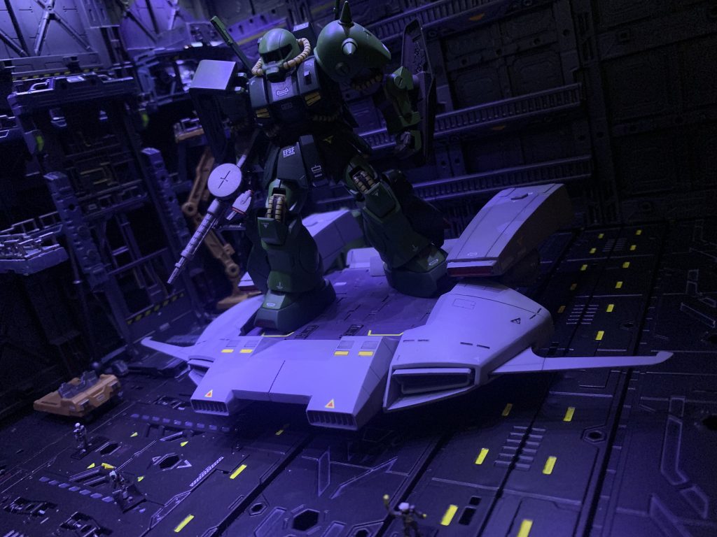 ハイザックの出撃シーンも何枚か、、