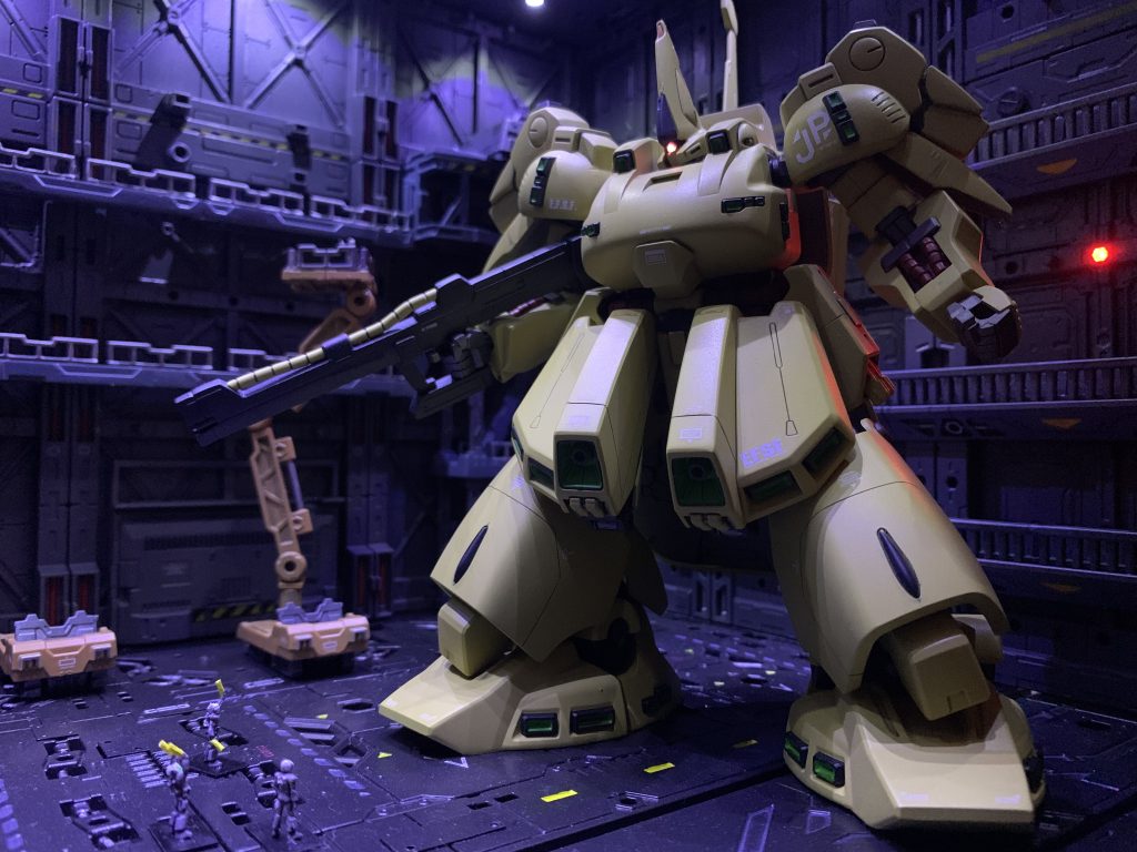 キットは全てHGの全塗装です。ジ・オ以外は前回投稿させて頂いたものと同じですが、全てモノアイをLED点灯出来るように改修しました♪