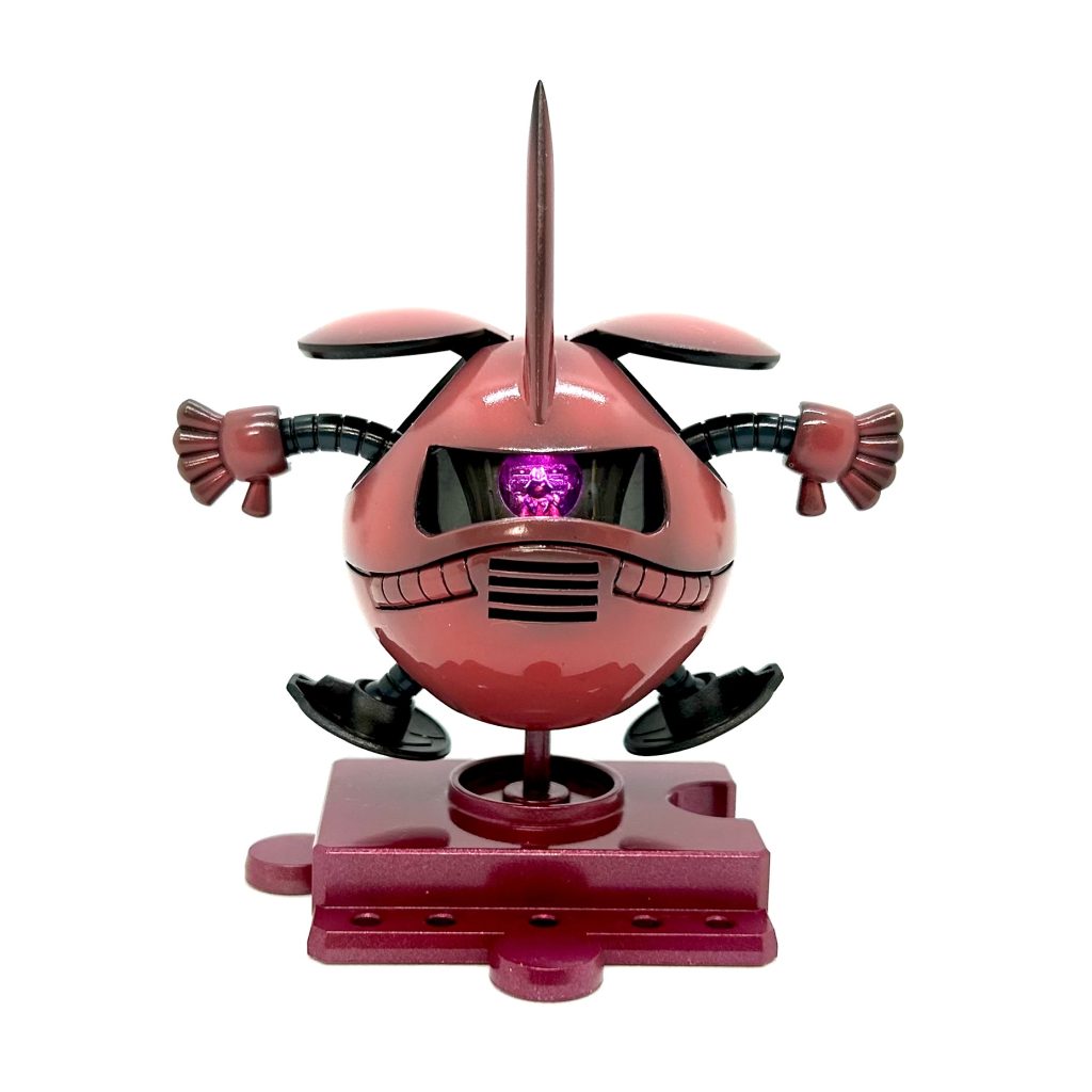 今回は球体を維持したまま単体でザクに見えるようにデザイン!旧ザクやゲルググ、ドムなどと違い ザクとグフは顔の動力パイプの関係上、ハロ状態の形状が難しいんですよ…  で、これまでは“サク”になってもらったり“ラル”になってもらったりしてたんですが、今回は新しい方法を思いつきましたぁ😁