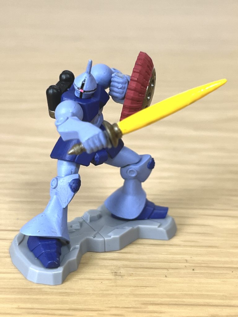 俯瞰気味の構図でも。
