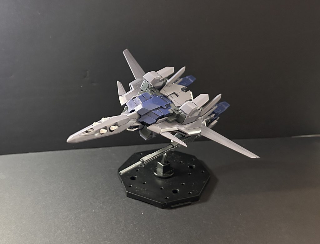 差し替え手順が多く、保持力が高すぎてパーツの脱着は大変ですが、安定感やフォルムは最高です✨