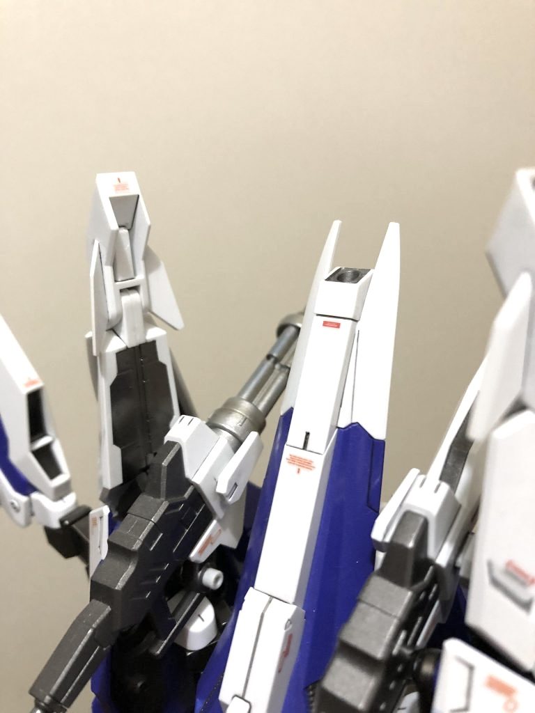 アメイジングレヴ付属のガトリングとライフルをどこにマウントしようかと一番悩みました。