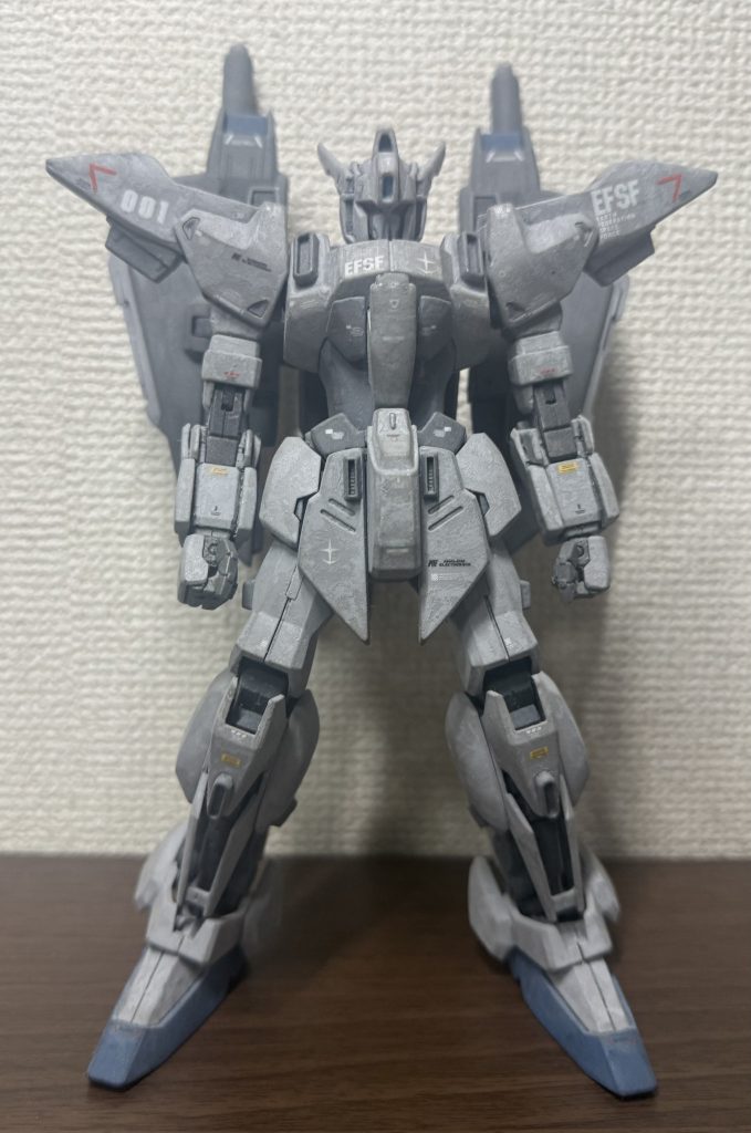 本機は、本来可変機能を持たすことができたなかったデルタガンダムに可変機能を持たすことを目的としており、当時デルタガンダムの開発に当たったアナハイムの一部の開発者により開発され、可変機能だけでなく、機体スペック自体もUC0088頃の恐竜的進化を遂げた第四世代MSに匹敵する性能をコンセプトとしている。