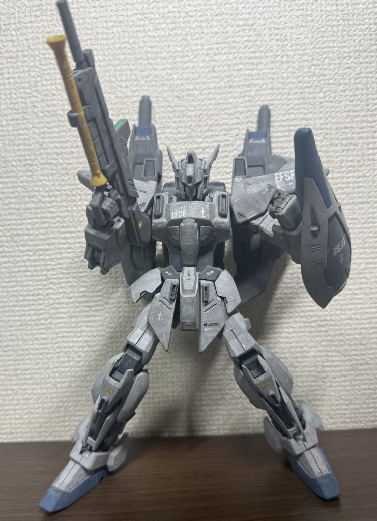 武装ビームライフルx1 ビームナギナタx1 ダブル・キャノン/ハイパー・ビームサーベルx2ビームガン内蔵対ビームシールドx1 頭部バルガン2問