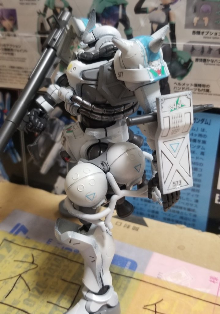 シン・マツナガ専用ザク(GQ)　(軍警ザク)–2枚目/制作者：nabewobilly