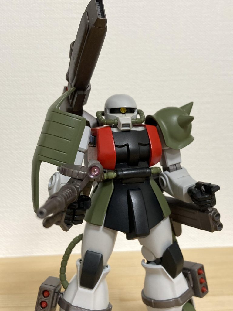 当時のネオ・ジオンは一騎当千、単機で戦況を打開できる圧倒的火力を誇る機体を求めており、旧型機のアップデートをするよりも新型機の製造が急務となっていた。その上、内部抗争が表面化し戦場が宇宙に移ったため、本格的な生産に入る前に廃案。本装備は初期生産分を含めて15セットが生産された後、10セットを地上に輸送(実質投棄)残る5セットはグレミー軍にて運用されたとされている。激化した第1次ネオ・ジオン抗争において機体含めて製造資料自体の喪失したとされているが、反連邦を標榜するゲリラ組織が類似した機体を運用しているケースが後を絶たない。また、廃案となったものの本装備の運用思想は後年のガルスK(ガルスJの砲撃型)等に受け継がれて…という妄想設定の産物です。オフィシャルではございませぬぞ!!!