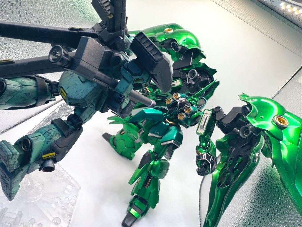 サイズ感が凄くてブースギリギリ。