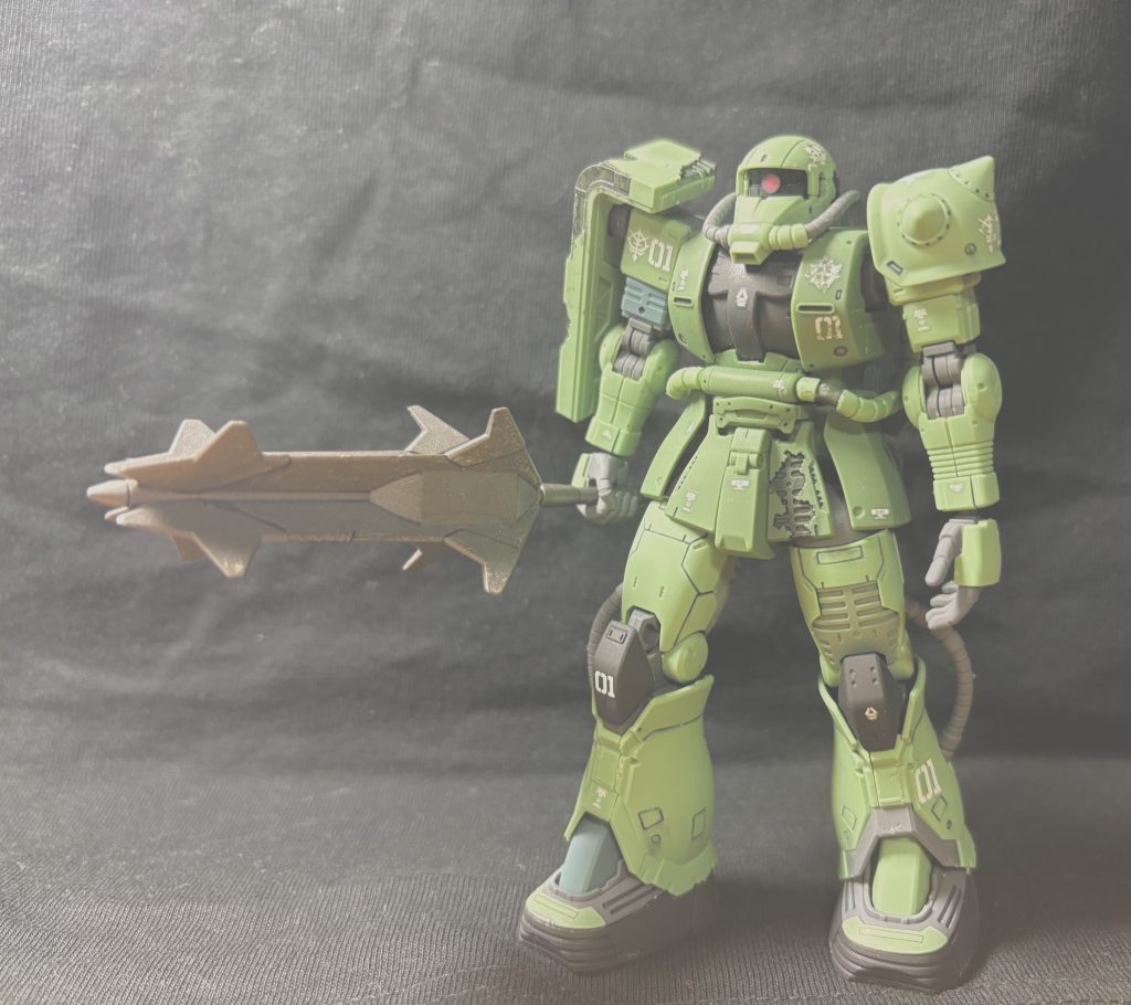 バルバトスの武器が似合いすぎるドアン。黒背景にしようとしたらシワすぎて失敗。汗