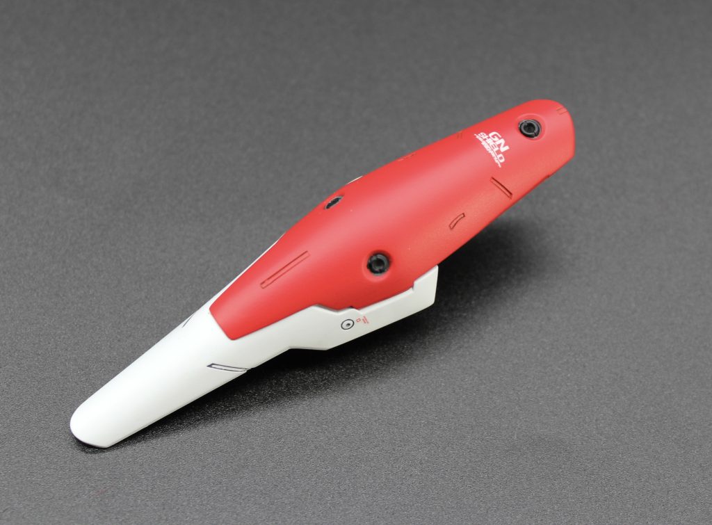 GNシールド。以前ガガを作った際にパーツ取りをしたガラッゾから流用しています。