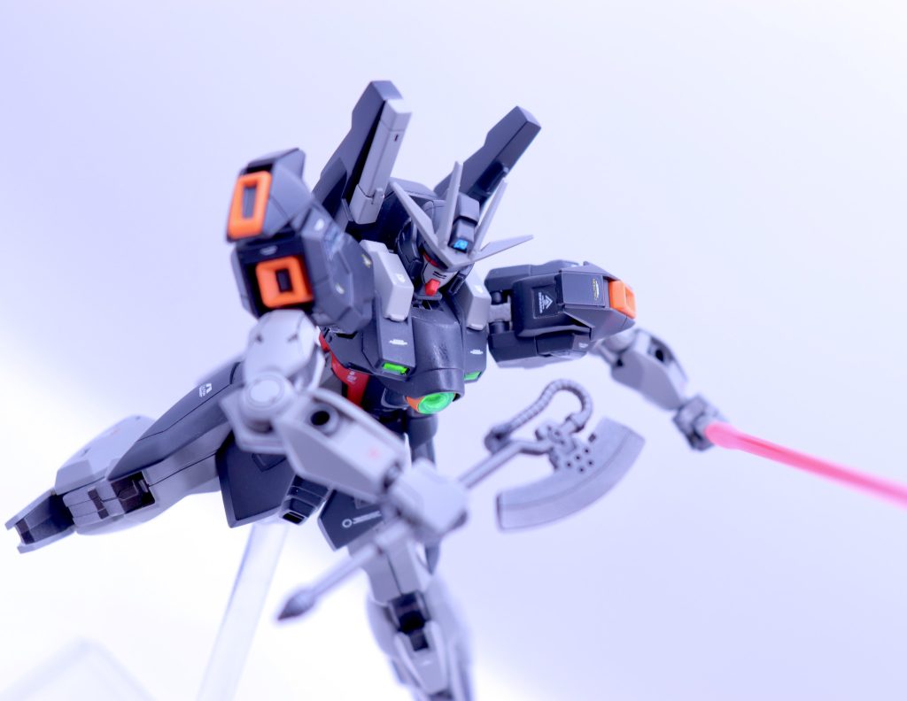 近接はヒートホークとビームサーベル