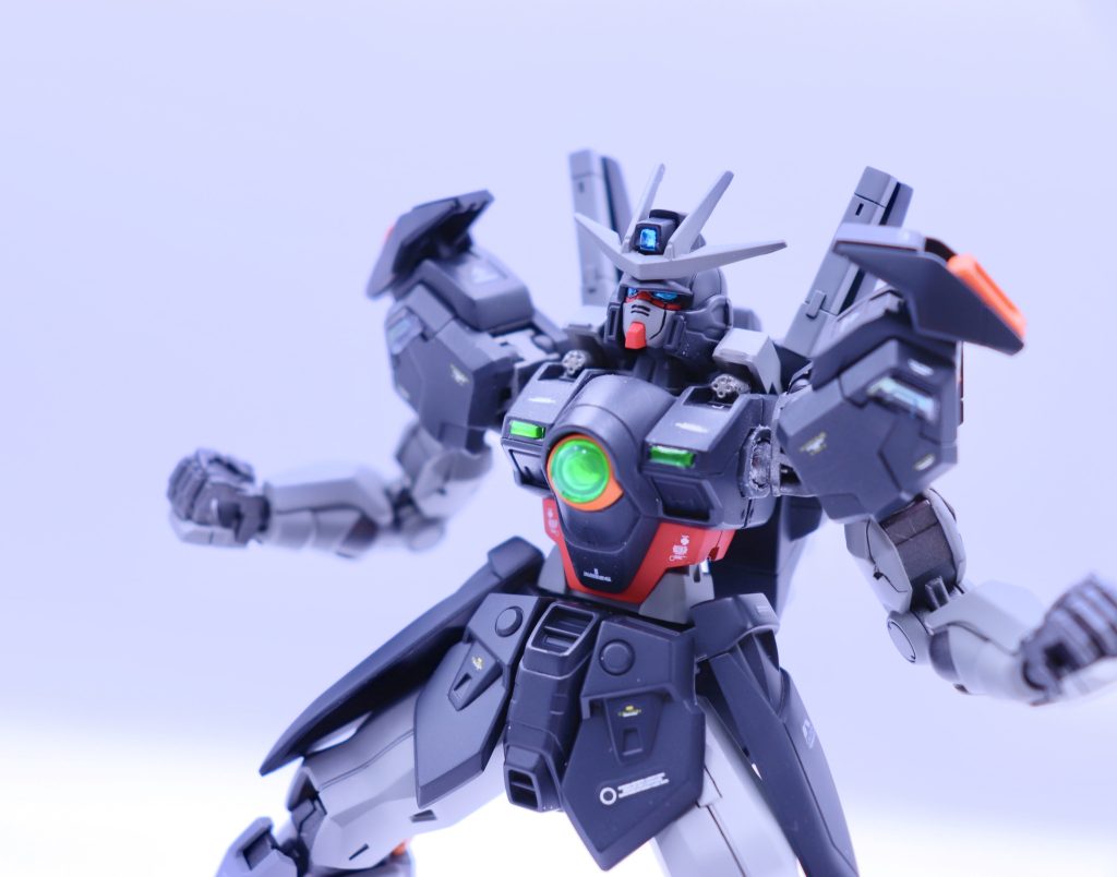 肩のバルカンは開閉可能！地味にここの武装が1番好きです！