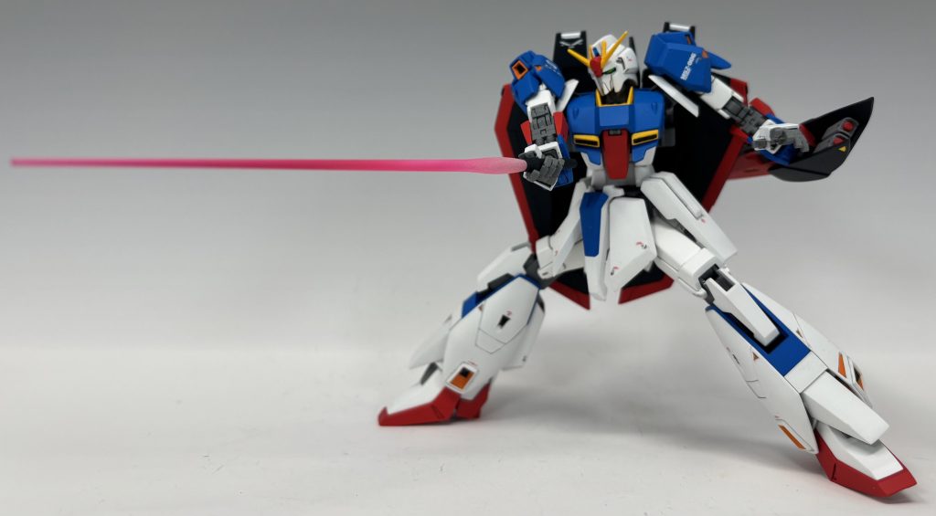 3D印刷したサーベル持ち手を使っているので構え方が非常にしっくりきます。