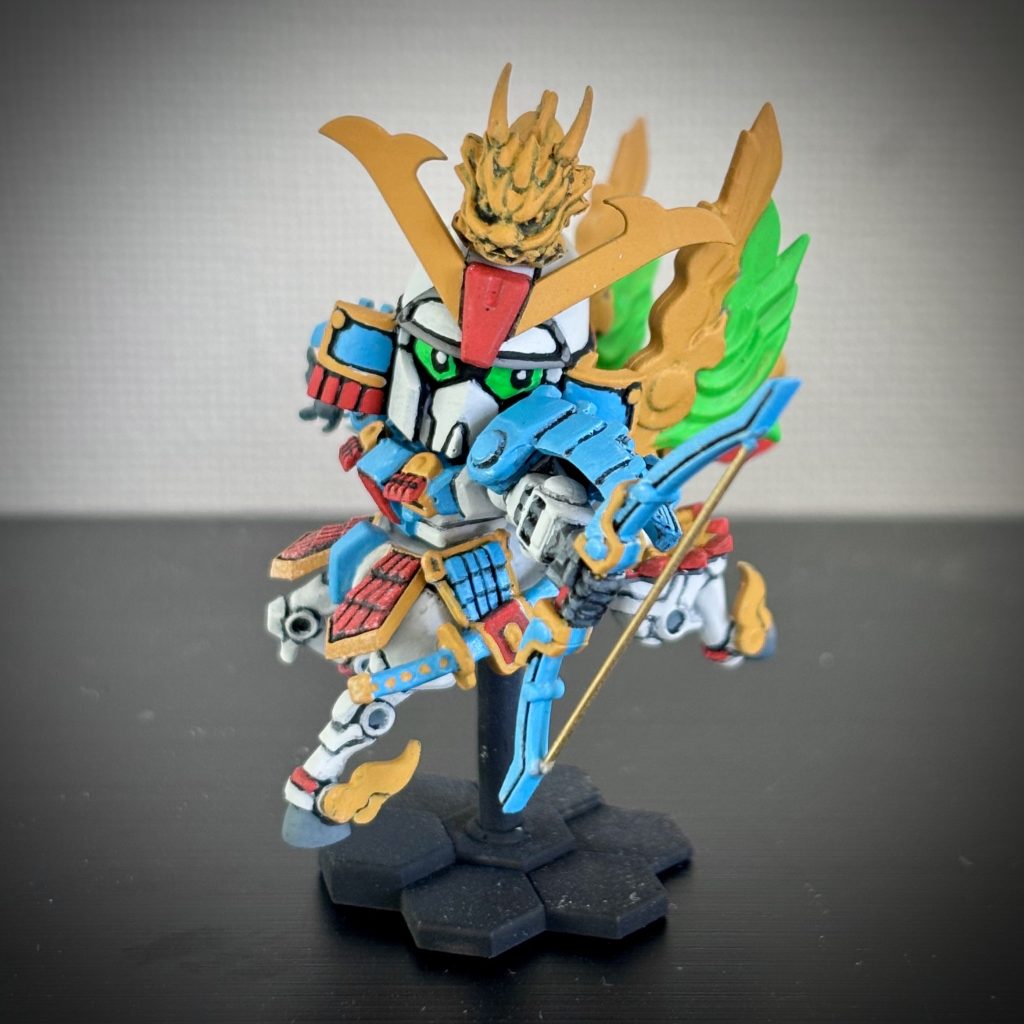 下地にアクリルガッシュのジェットブラックを塗り、シタデルと水性ホビーカラーで筆塗りしています。