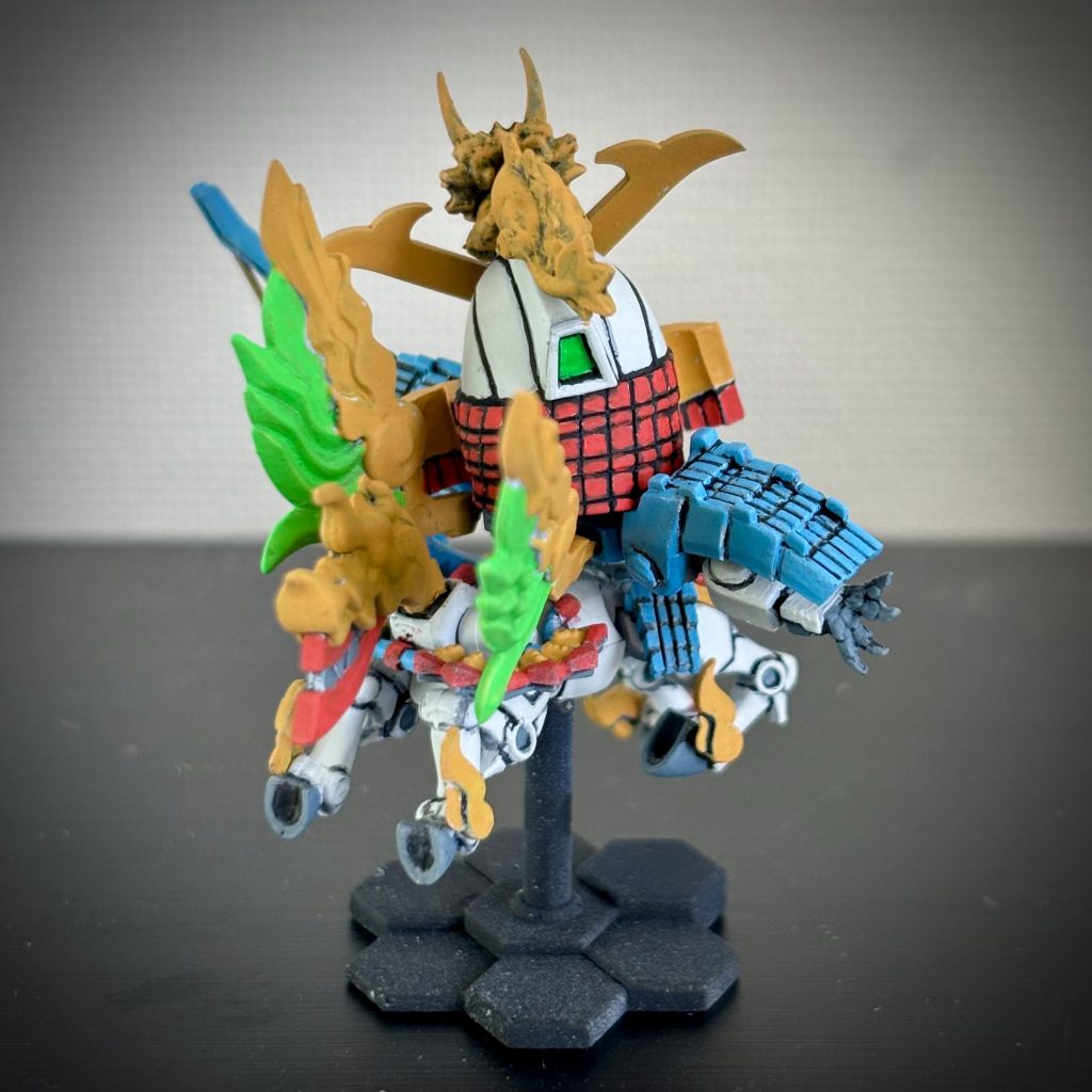 小さいながらモールドも細かくて楽しいですね。