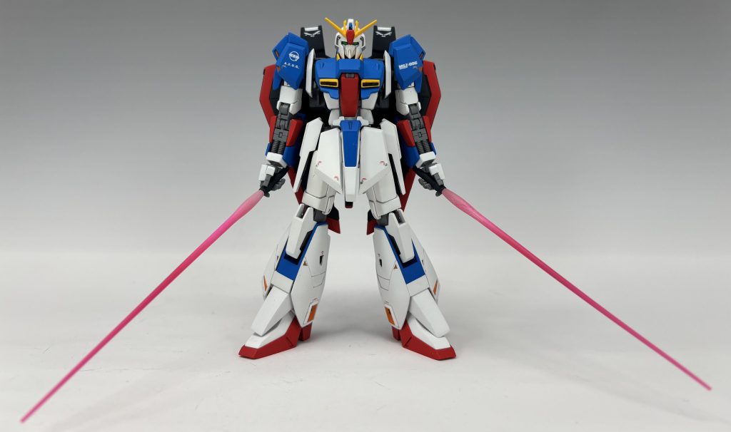 このサーベルの斜め持ちをさせたいためだけにハンドパーツを3D印刷しました。