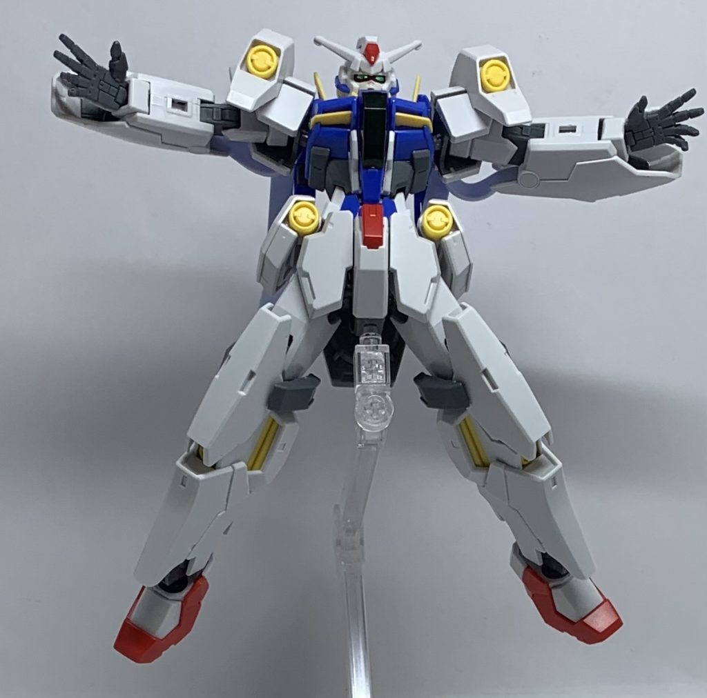 両手開きポーズ