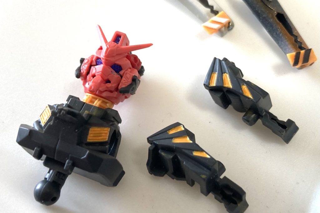 全部の色分けの再現はしない、と言いましたが。乳首部イエローはやると満足度高いですね。