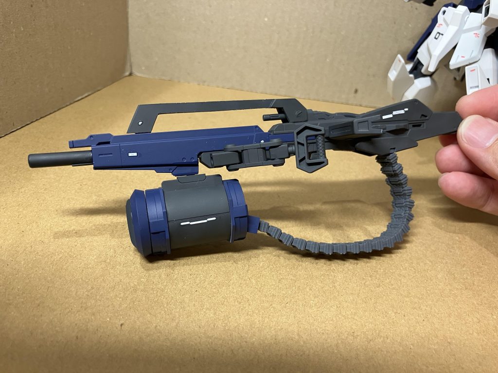 ゼータの構造は生きているので、伸縮します。