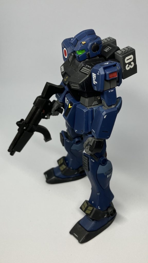 バックパックはスナIIのものを使用し、サイドにロトのミサイルを設置しています。