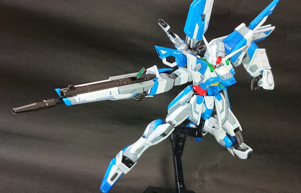 ポージング①ガンダムモバイルPVのラストシーンのポーズ