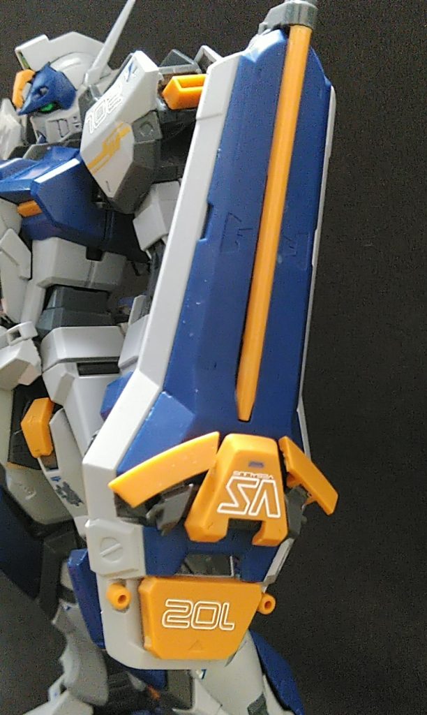 真ん中の棒はランナー。