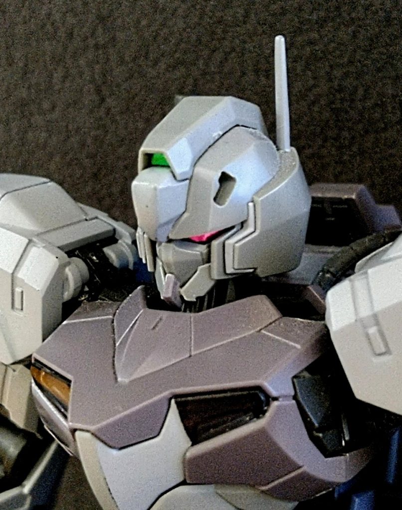 アゴのパーツくっつけんの苦労したよね。