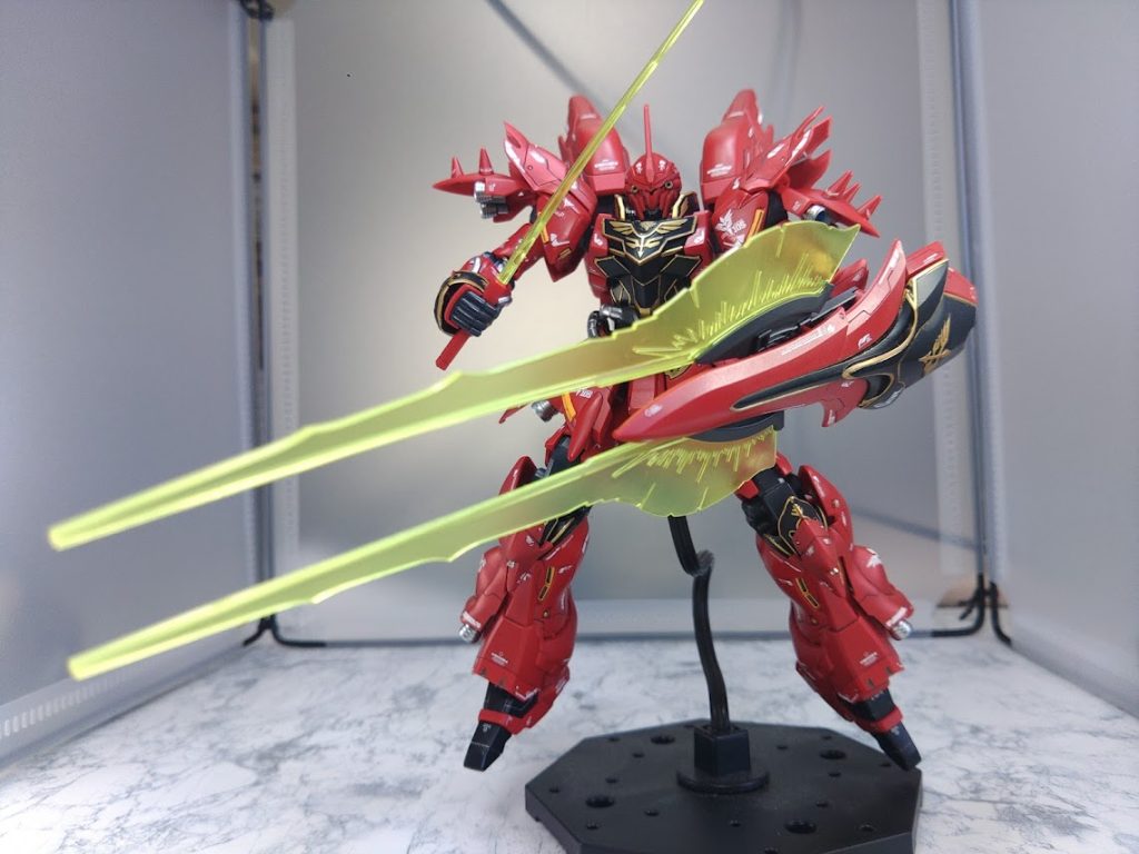 HGUCシナンジュ–3枚目/制作者：Larme