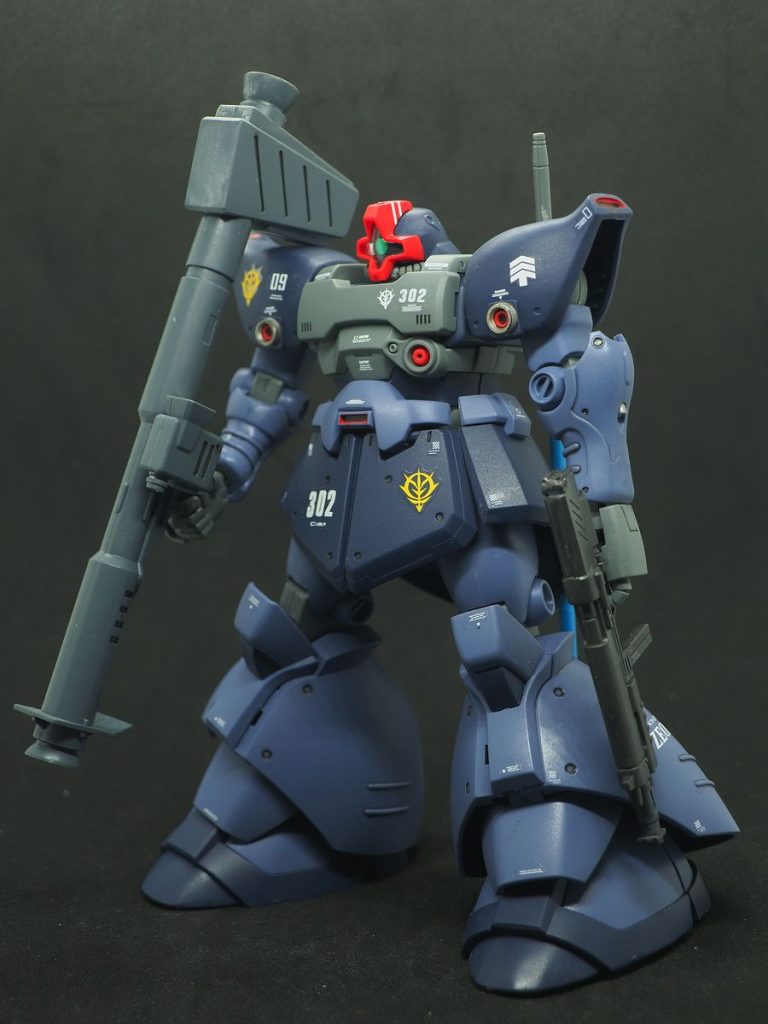 古いキットですが、ドムに外れ無しの通りですね(zaku-kao5)