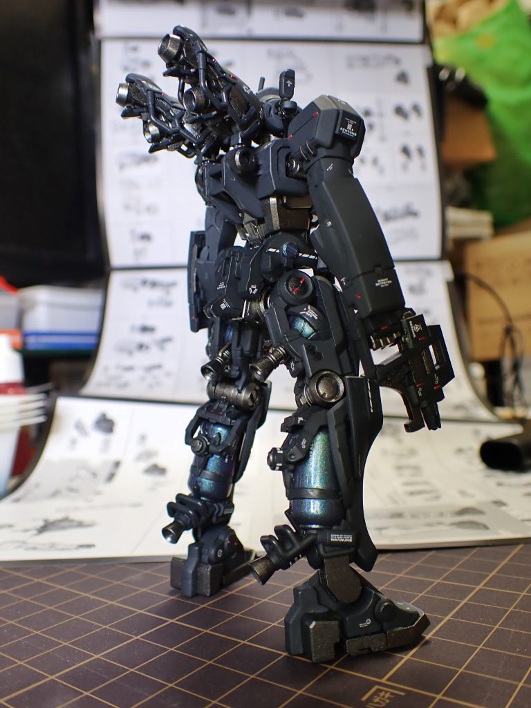 一方でキット自体はディテールが細かいので、フレームなんかはメタリックで塗るだけでも映えると思います👍️