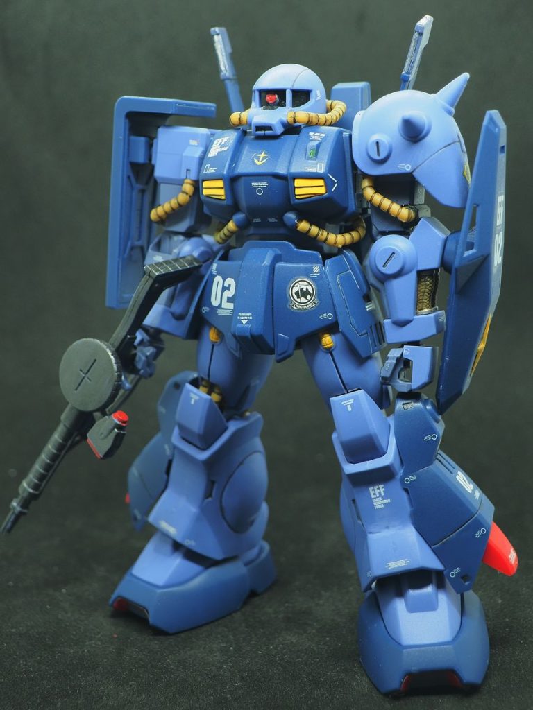 そのアドバイスをくださったのは「ハチプラさん」でした(gundam-kao6)接着剤を塗ると治るとの事でしたので、ダメ元でやってみたら完全では無いけどかなり綺麗になりました(gundam-kao6)