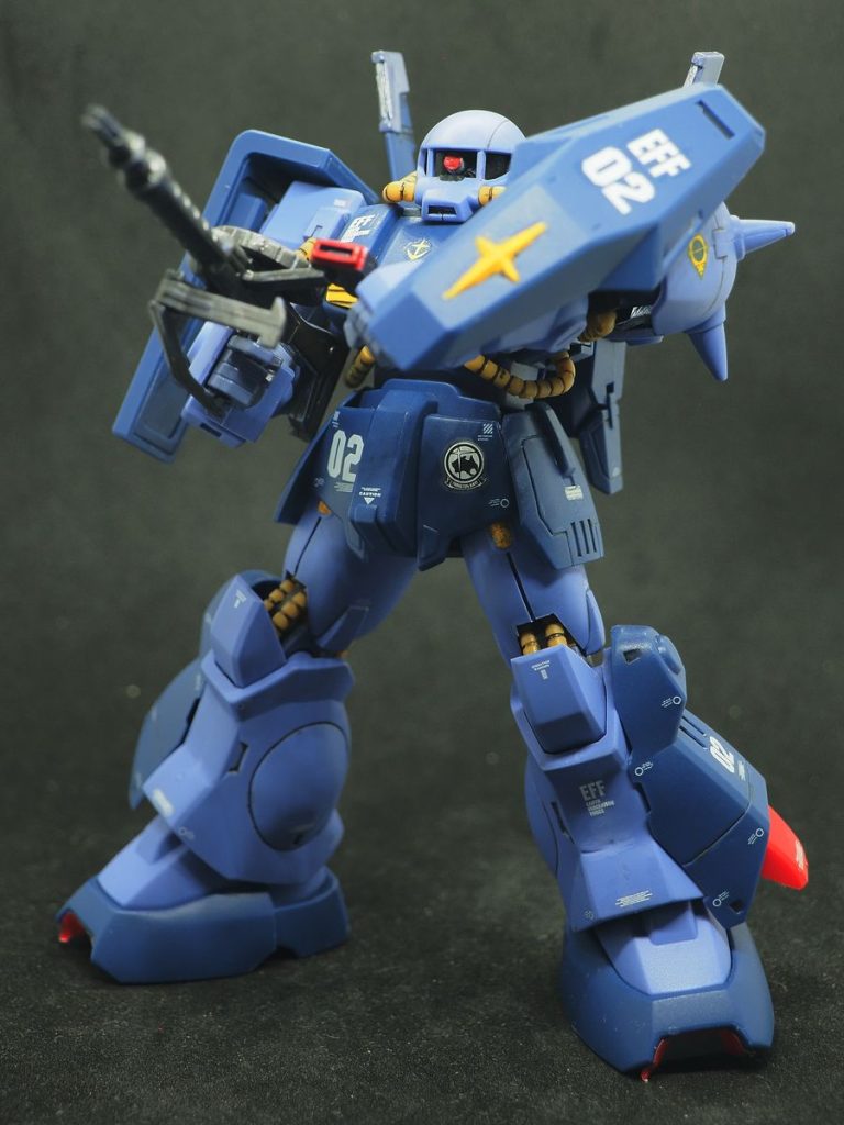 こんな事では、完成先送りにしたトローペンに申し訳ない(gundam-kao9)