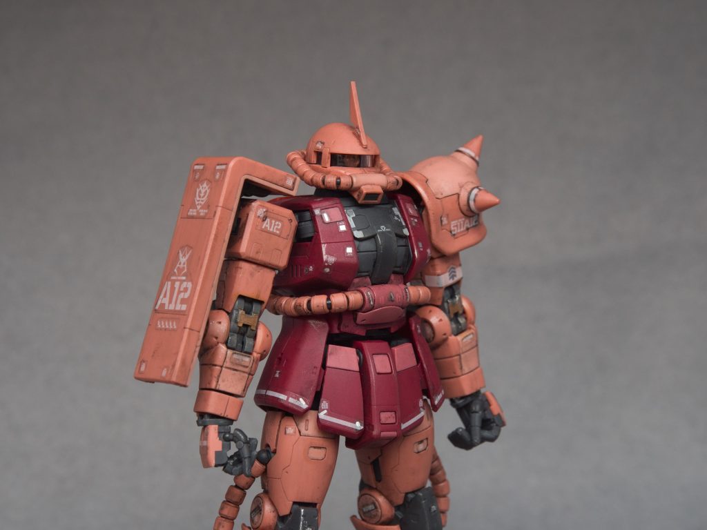 仕上げはいつも通りつや消しトップコート→マルチブラックでウォッシング→ウェザリングマスターでドライブラシ、です。宇宙戦がメインの機体なので過度に汚れないよう、うっすら使用感が出るくらいのイメージで軽めのウェザリングです。