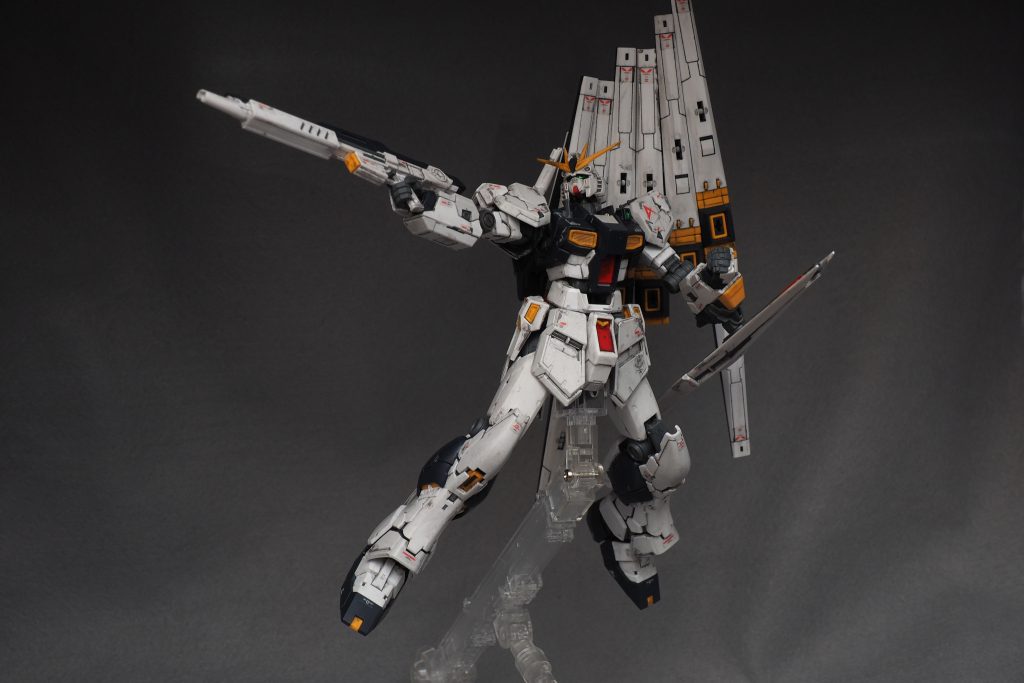 RG νガンダム 成形色簡単仕上げ–8枚目/制作者：kamiyashiro-i