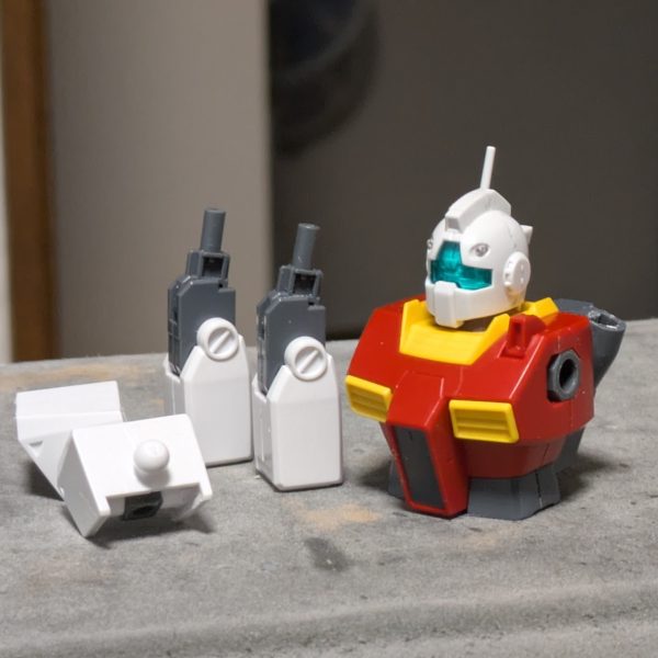 HGUC RMS-179ジムII製作開始!!この間ついついたくさん買ってしまったので暫くガンプラで💦今回初のジムIIだけど、陸戦型ジムやORIGINジムと違って丸っこい顔立ち。この機体はオリジナル設定ジークアクスでラサ駐留の国連軍機に偽装した敵機として登場予定。