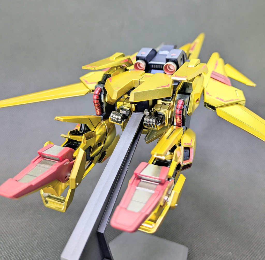 バック?ショット✨️ あ、アンクルアーマー 片方変形忘れてるっ😅
