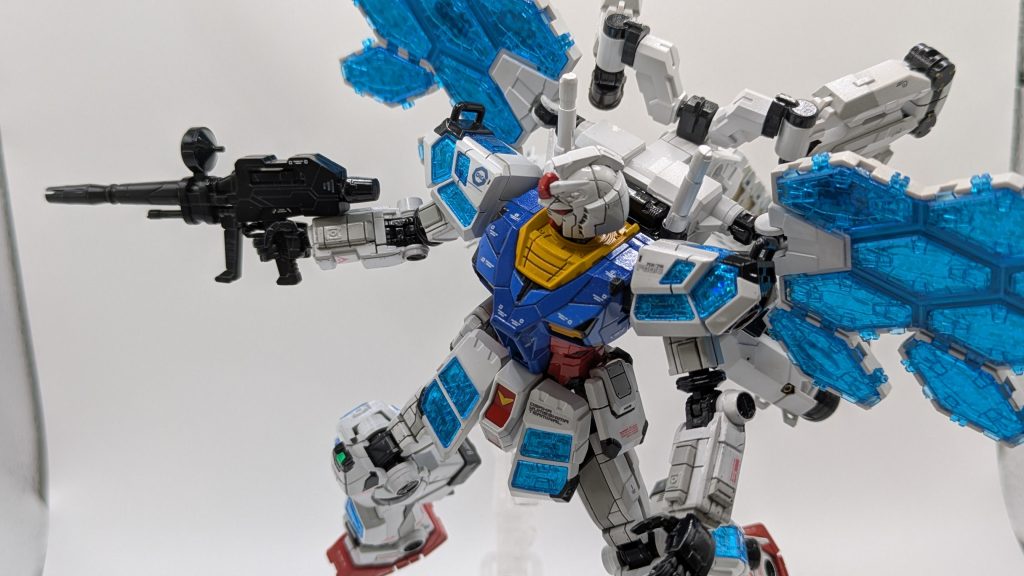 万博ガンダム持参で万博へ