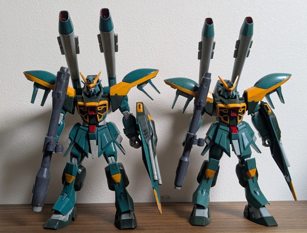 コレクションシリーズと並べてみたり。棒立ちさせるならさほど差は感じないかもしれない。これはコレクションシリーズの出来が良いんだな。HGのほうも当時のは当たりはずれが大きいので、その中でいうと当たりっぽい出来の良さなんじゃないかと私は思います。足をちょっとだけ長くするとイマドキっぽいプロポーションになりそう。上手に作ってあげられなくてごめんよ。というわけで、いままではあまりネタにもならんので投稿はしてなかったけど、SEEDのふるいHGも実は作ったり塗ったりしてるんですよの巻でした。次はたぶんSEEDじゃないやつだとおもう。 