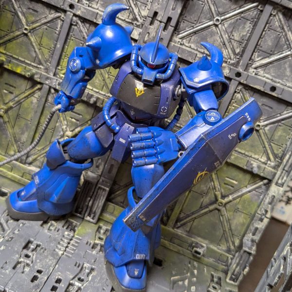 デカールとか汚しとかの練習をすこしずつ HGUC グフ（REVIVE）