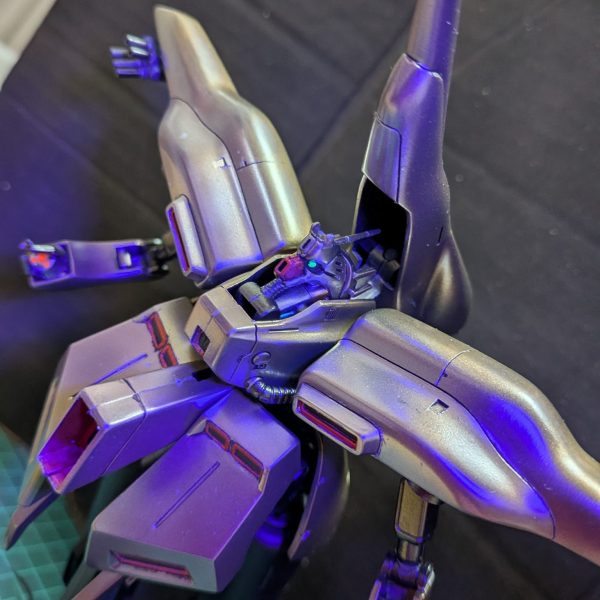 旧キットアルパアジール制作中プロペラントタンク合わせ目消しからサフまで（1枚目）