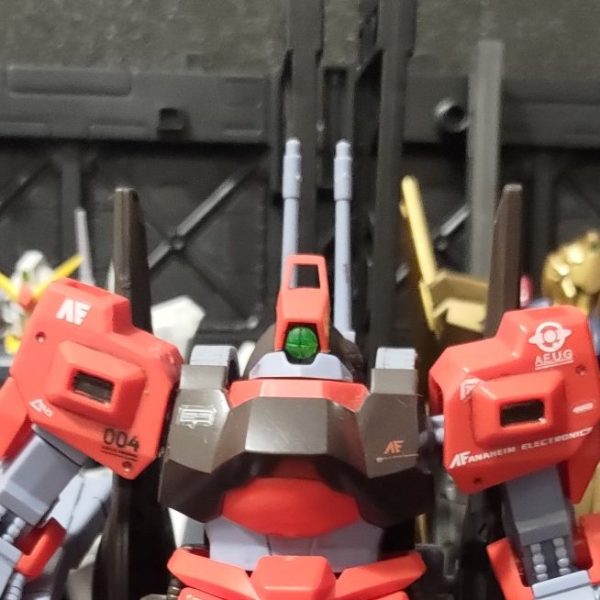 素組完成品　リックディアス　成型色仕上げ