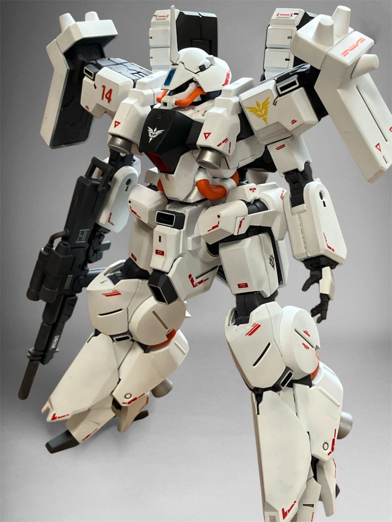 全身像です腰の接続軸を少しずらしました