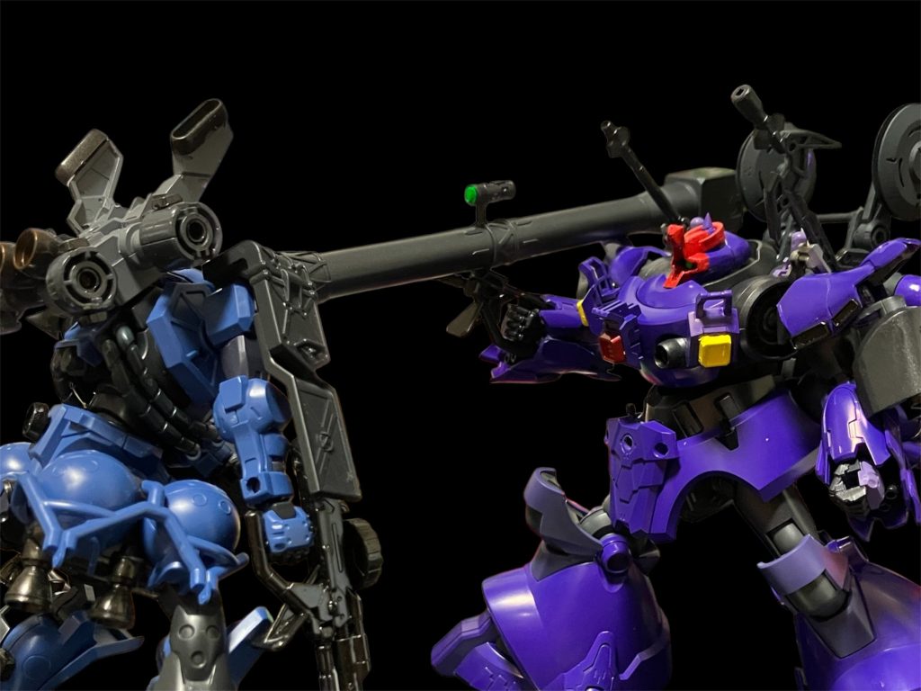 ドムときたらジャイアント・バズ^_^お約束ですね〜