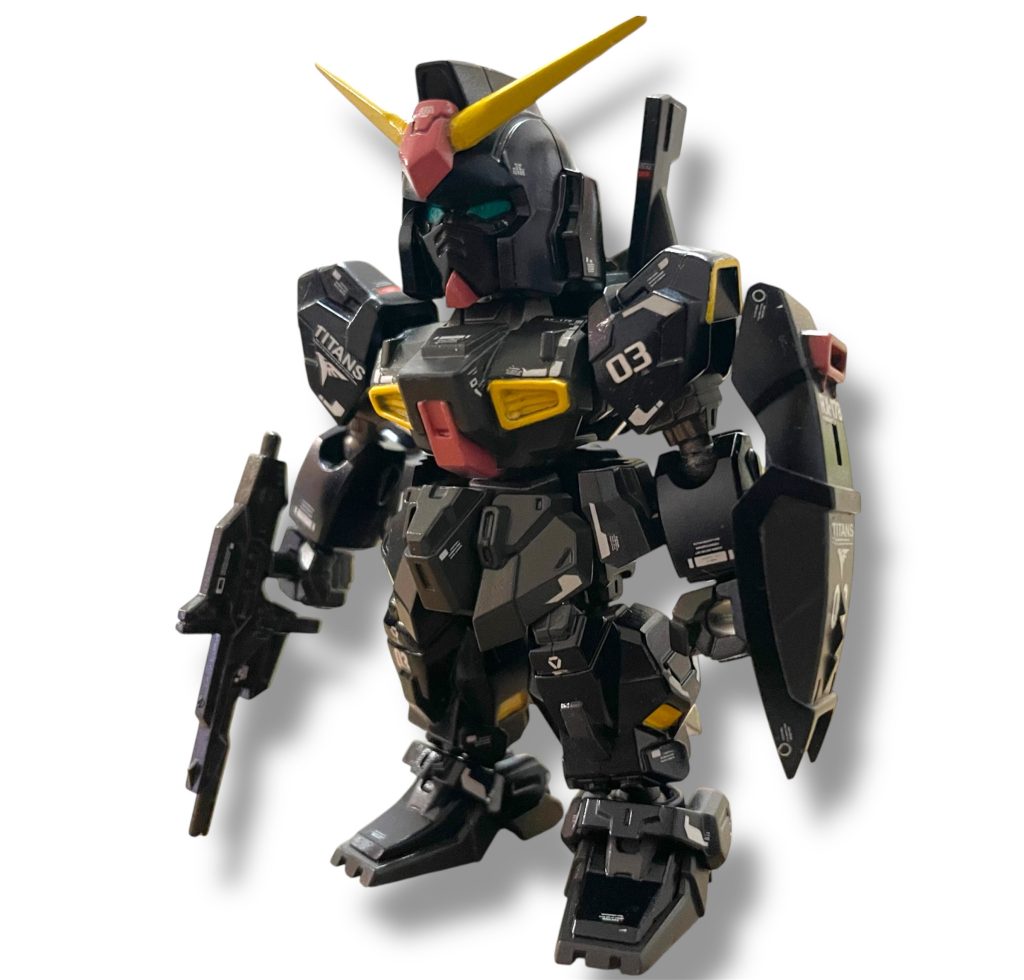 ボディカラーのメインは、ガイアノーツのプリズムブルーブラック🎨